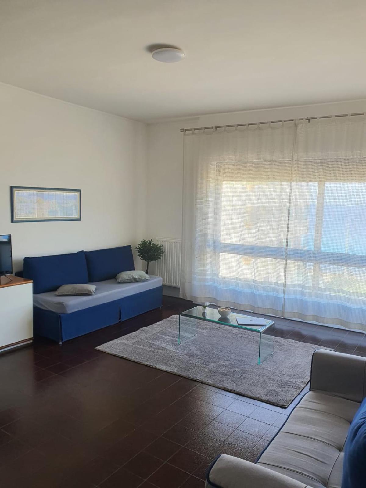 Appartement Pm 27 Via Fiume - *